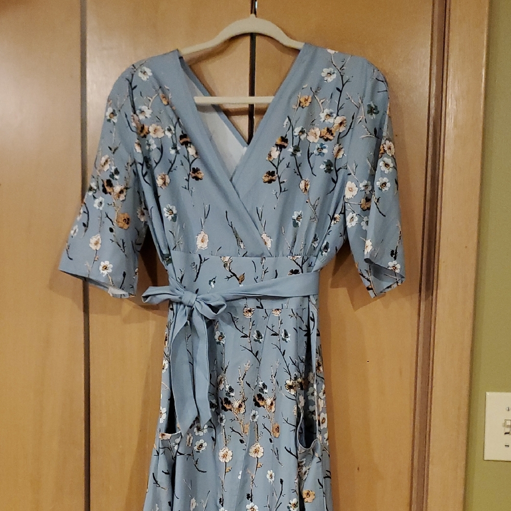 Floral Dress in Blue